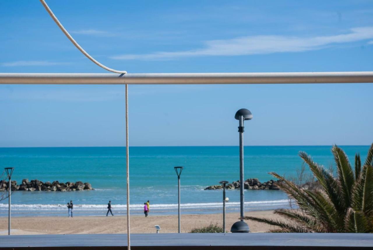 Appartamento Di Antonio Fronte Mare Montesilvano Marina Kültér fotó